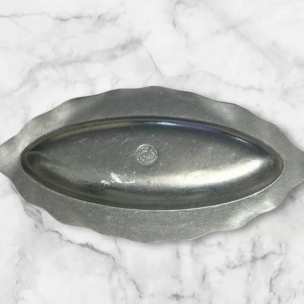 Classic Wilton Armetale Pewter Snowman Serving Platter Tray Dish Holiday Winter
